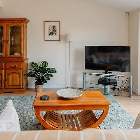 Spacious Garden And A64 - Dog Friendly בית נופש יורק