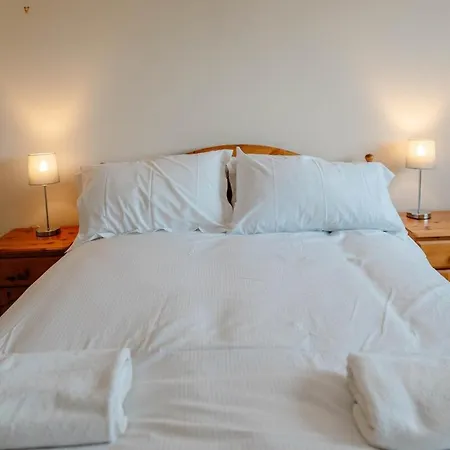 Spacious Garden And A64 - Dog Friendly Сasa de vacaciones